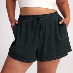 Girlfriend collective Reset Swing Short XXL